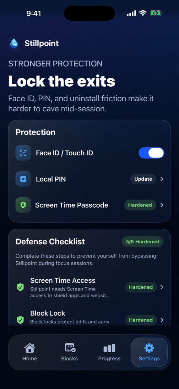 Stillpoint Settings screen showing Face ID, PIN, and protection options.